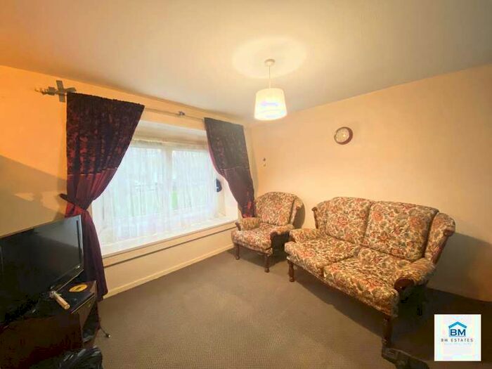 1 Bedroom Flat To Rent In Falmouth Road, Leicester, LE5