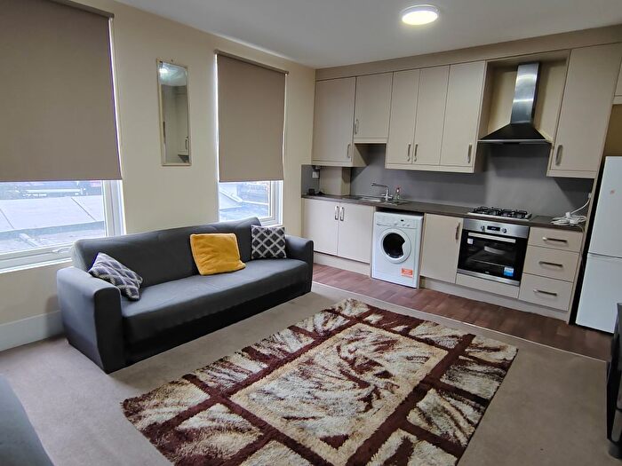 1 Bedroom Flat To Rent In Station Road, Willesden Junction, NW10