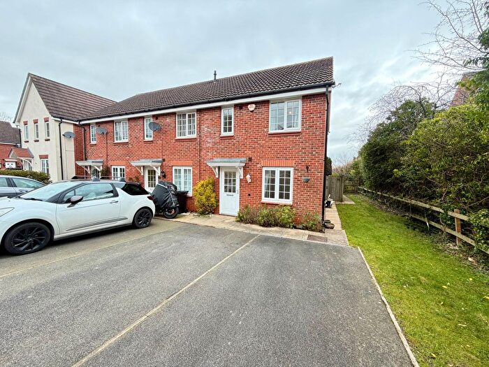 2 Bedroom End Of Terrace House To Rent In Abbey Close, Loughborough, LE12