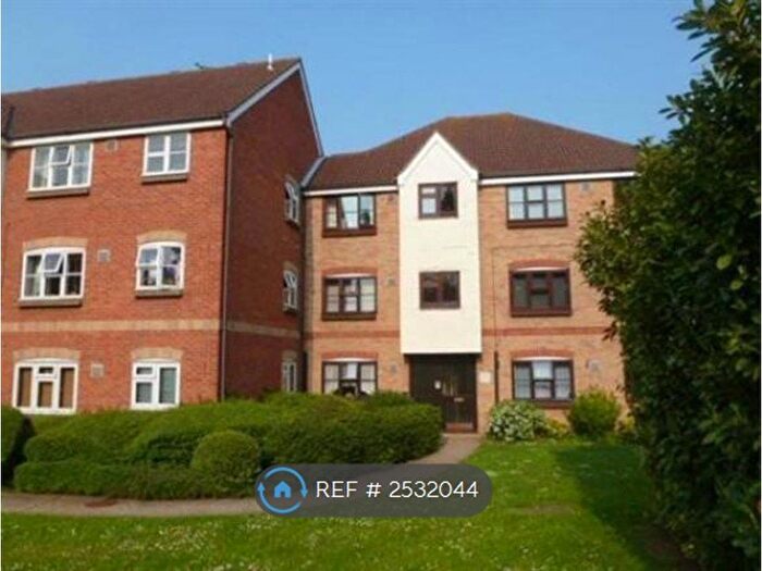 1 Bedroom Flat To Rent In Redmayne Drive, Chelmsford, CM2