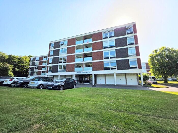 2 Bedroom Flat To Rent In Amethyst Court, Chelmscote Road, Solihull, B92