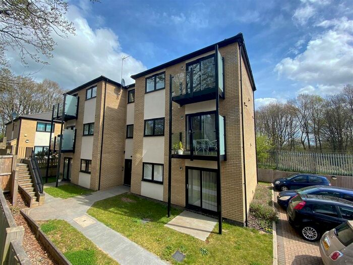 1 Bedroom Flat To Rent In The Birches, Sandridge Park, St Albans, AL3