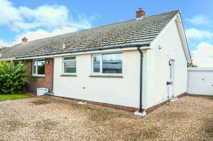 3 Bedroom Bungalow To Rent In Pyworthy, Holsworthy, EX22