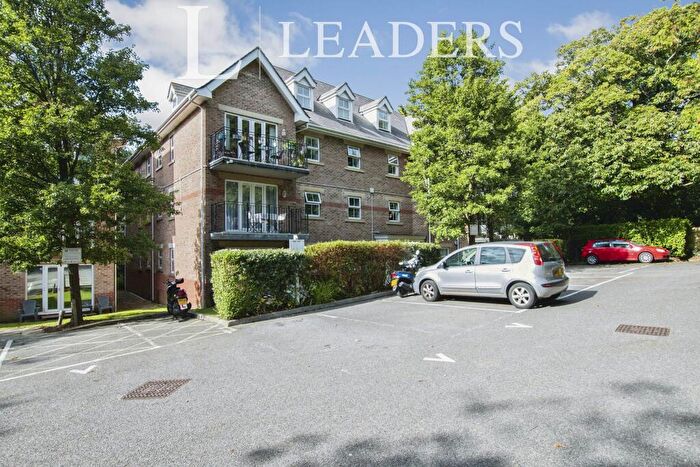 2 Bedroom Flat To Rent In Sandringham Place, Bodorgan Road, Bournemouth, BH2