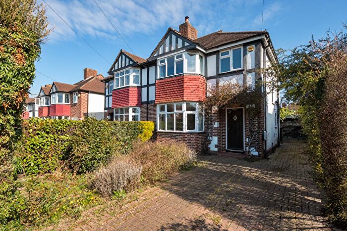 3 Bedroom Semi-Detached House To Rent In Lawrence Avenue, New Malden, KT3