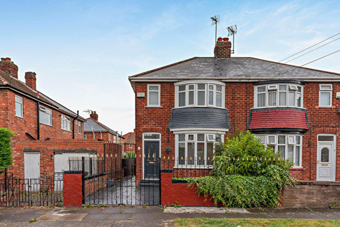 2 Bedroom Semi-Detached House For Sale In Lanethorpe Crescent, Darlington, DL1