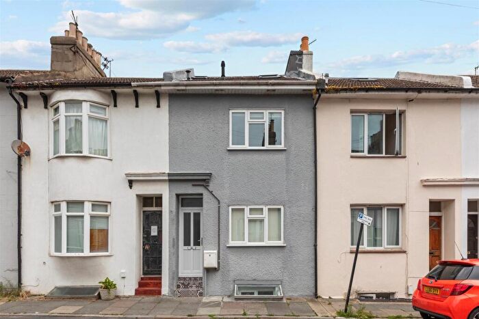 2 Bedroom Maisonette For Sale In St. Martins Street, Brighton, BN2