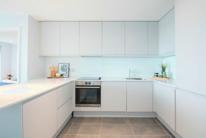 2 Bedroom Flat To Rent In Bury Street, Salford, M3