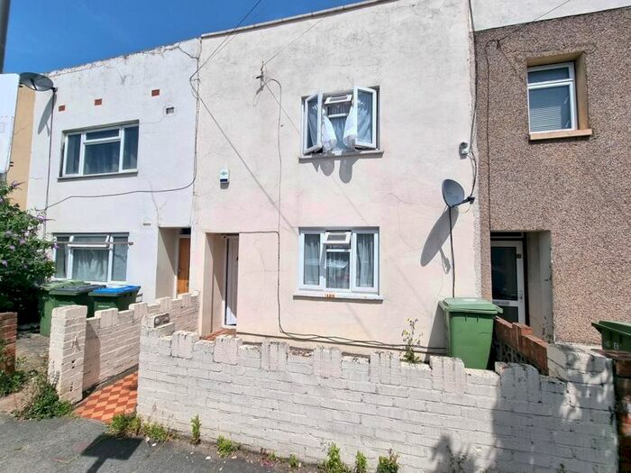 3 Bedroom Terraced House To Rent In Frederick Place, London, SE18