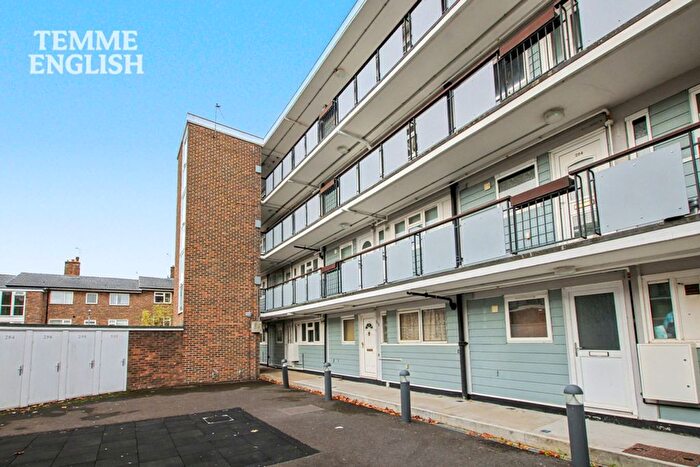 1 Bedroom Flat For Sale In The Knares, Basildon, SS16