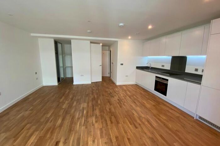 Studio To Rent In Vanbrugh Hill, London, SE10