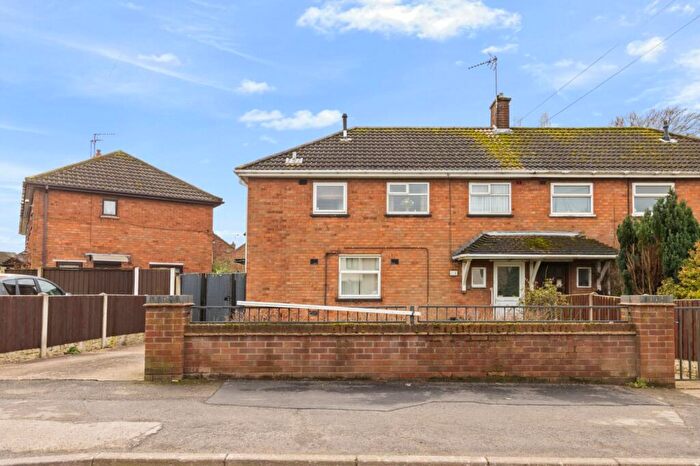 3 Bedroom Semi Detached House For Sale In Burringham Road, Scunthorpe, South Humberside, DN17