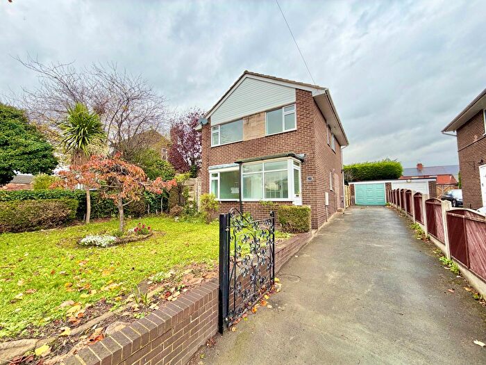 4 Bedroom Detached House For Sale In Balne Lane, Wakefield, West Yorkshire, WF2