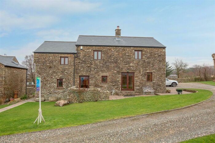 4 Bedroom Barn Conversion For Sale In Caton Green Road, Caton Green, Lancaster LA2