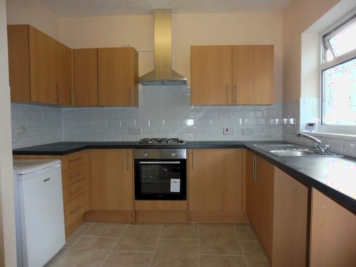 3 Bedroom Flat To Rent In Headland Park, Plymouth, PL4