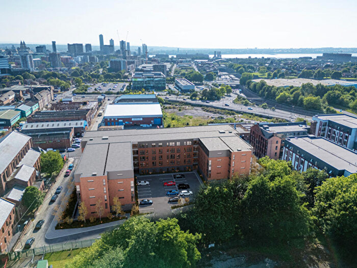 1 Bedroom Apartment For Sale In Fox And Foundry, Liverpool Business District, L3