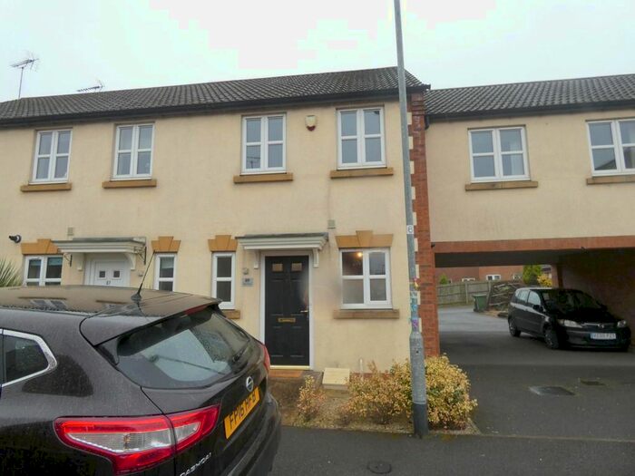 2 Bedroom End Of Terrace House To Rent In Piper Close, Mansfield Woodhouse, Mansfield, NG19