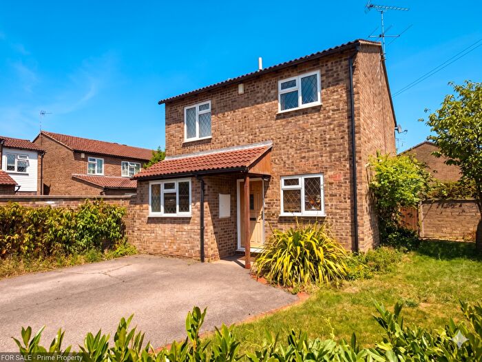 3 Bedroom Detached House To Rent In Aysgarth Park, Maidenhead, SL6