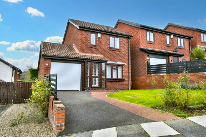 3 Bedroom Detached House For Sale In The Foxhills, Fellside Park, Whickham, NE16