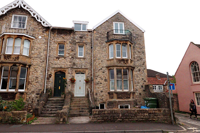 2 Bedroom Flat To Rent In Chamberlain Street, Wells, BA5