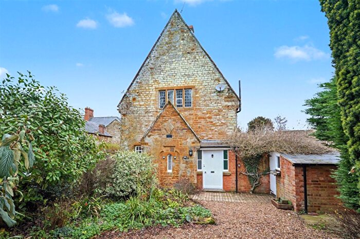 3 Bedroom Cottage To Rent In Main Street, Great Brington, Northampton, NN7