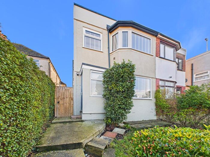 3 Bedroom Semi Detached House For Sale In Shottendane Road, Margate, CT9