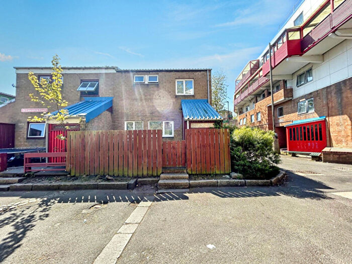 3 Bedroom Semi-Detached House For Sale In St. Lawrence Court, Byker, Newcastle Upon Tyne, Tyne And Wear, NE6