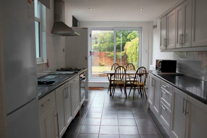 4 Bedroom Terraced House To Rent In Highland Road, Coventry, CV5