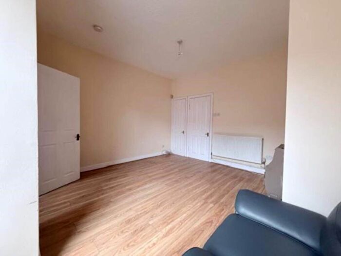 2 Bedroom Terraced House To Rent In Maine Road, Rusholme, M14