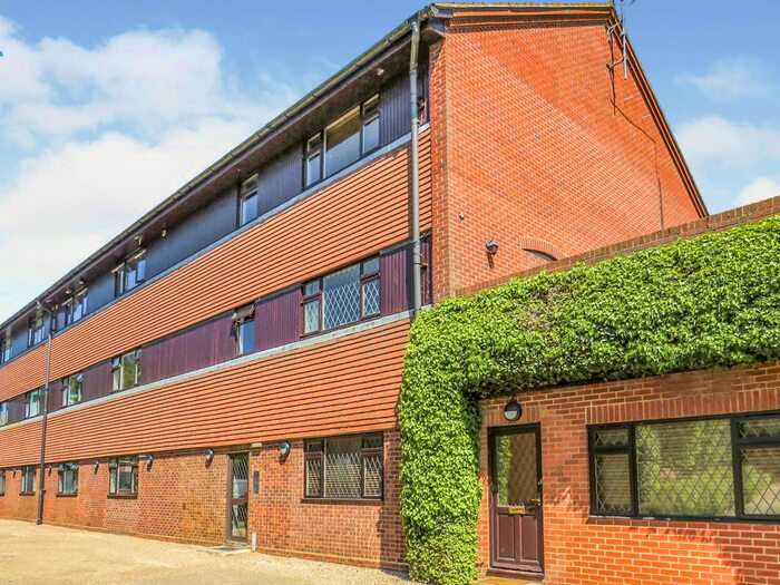 1 Bedroom Flat For Sale In Cambridge Road, Puckeridge, Ware, SG11