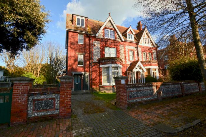 1 Bedroom Flat To Rent In Grassington Road, Eastbourne, BN20