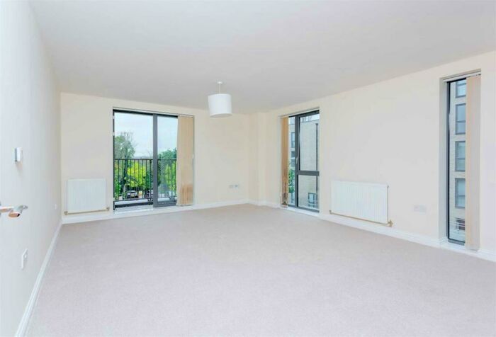 3 Bedroom Flat To Rent In The Pulse Charcot Road, Colindale, London, NW9