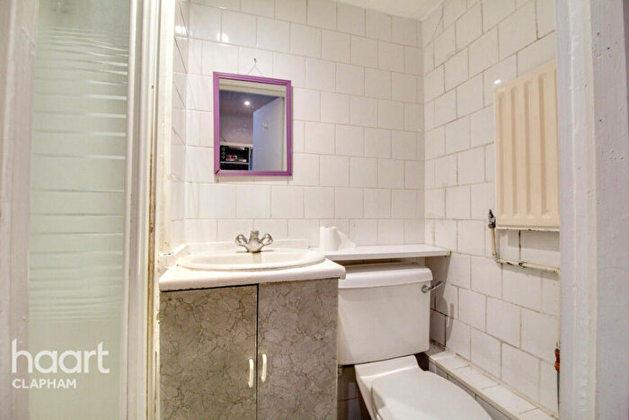 1 Bedroom Apartment To Rent In Cathles Road, London, SW12