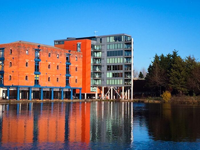 2 Bedroom Property To Rent In City Wharf, Cardiff, CF10