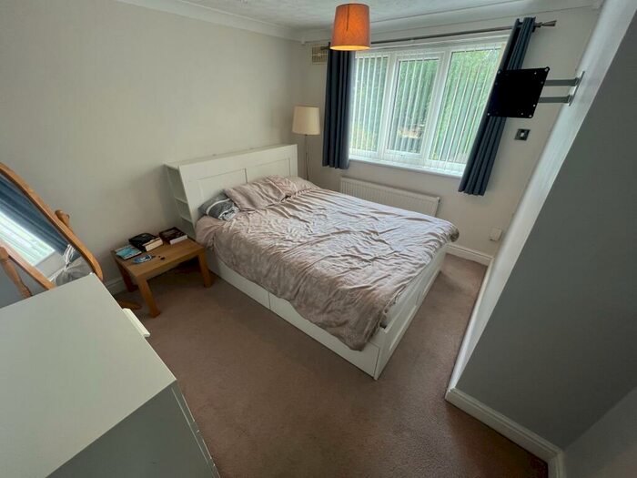 2 Bedroom End Of Terrace House To Rent In Berryhill Avenue, Knowsley