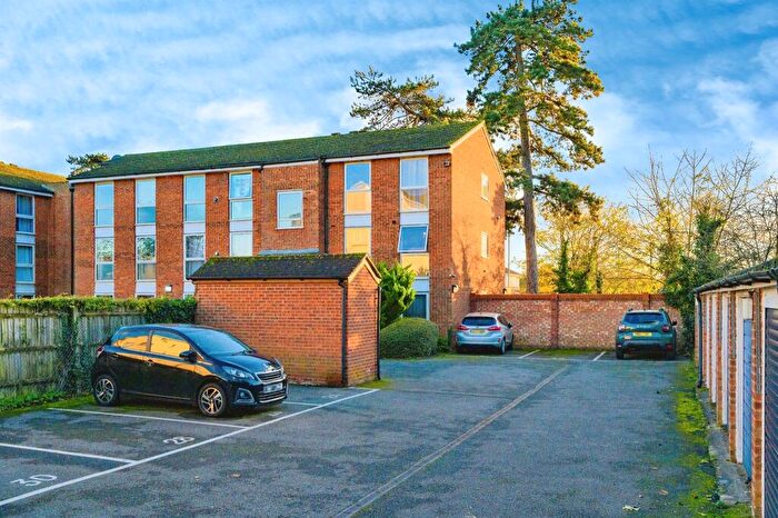 2 Bedroom Apartment For Sale In Watersplash Court, London Colney, St. Albans, AL2