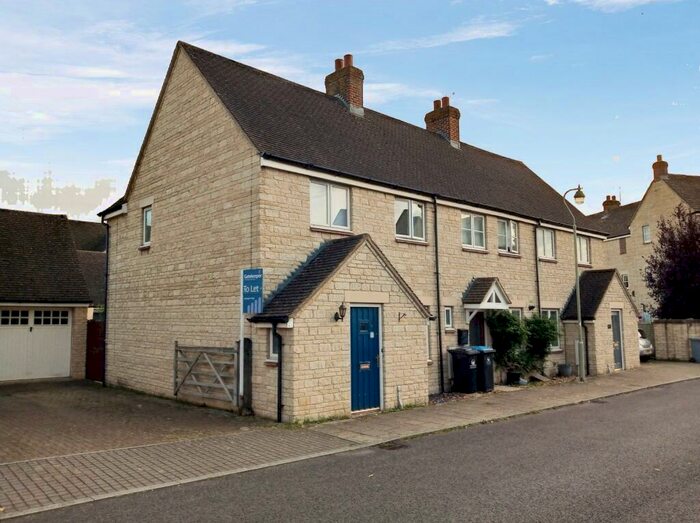 3 Bedroom Terraced House To Rent In Lavender View, Witney, Oxfordshire, OX28