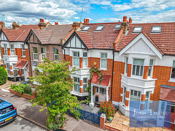 4 Bedroom Terraced House For Sale In Orford Road, South Woodford, E18