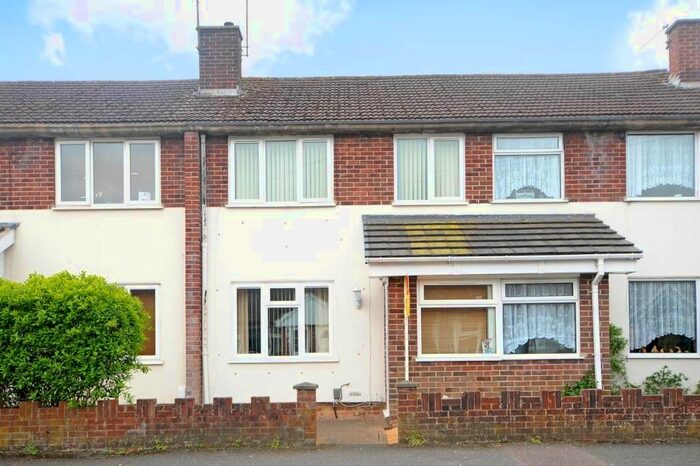 3 Bedroom Terraced House To Rent In Blake Road, Bicester, OX26