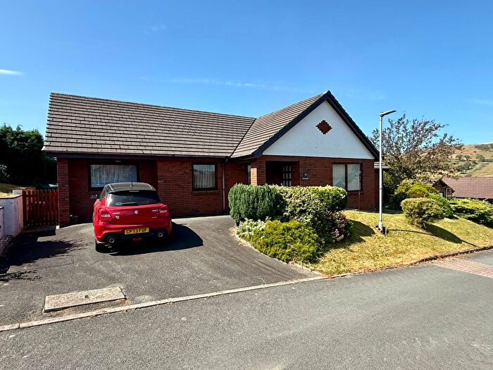 4 Bedroom Detached Bungalow For Sale In Maes Y Garn, Bow Street, SY24
