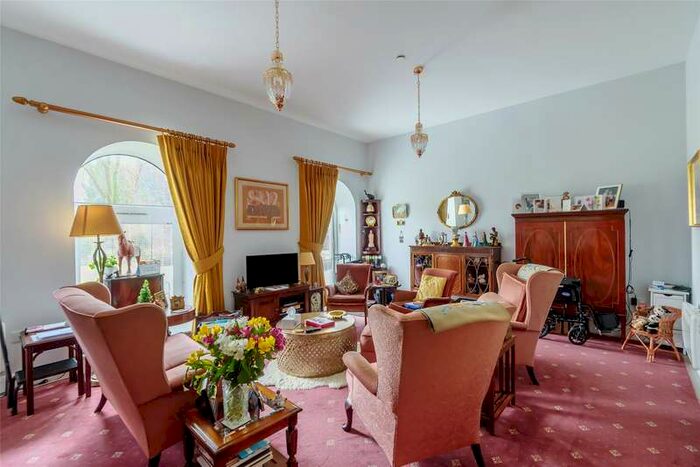 2 Bedroom Flat To Rent In The Old Gaol, Abingdon, OX14