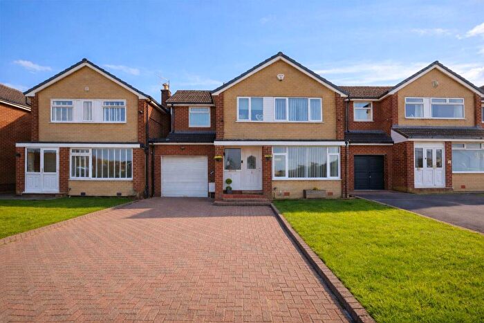 4 Bedroom Detached House For Sale In Carrbrook Crescent, Carrbrook, Stalybridge, SK15