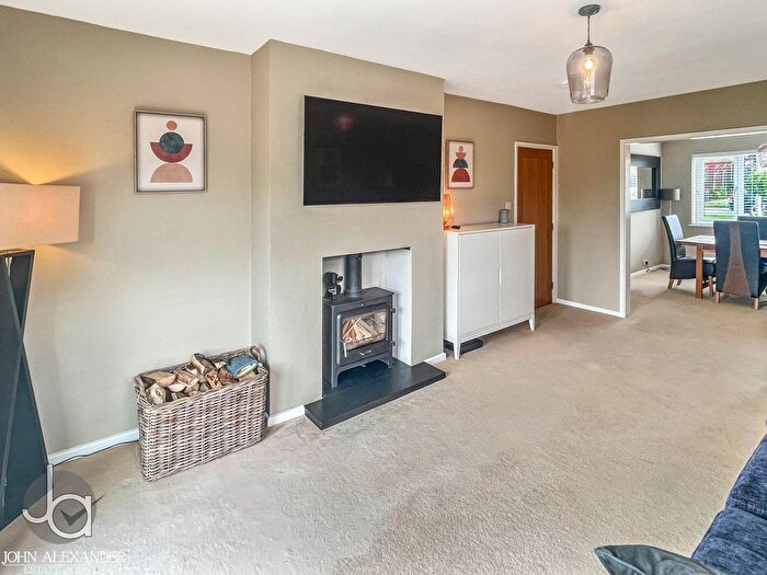 4 Bedroom Detached House For Sale In The Close, Frinton-On-Sea, CO13