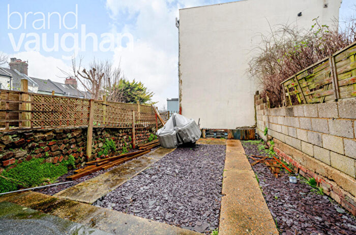 1 Bedroom Flat To Rent In Elm Grove, Brighton, East Sussex, BN2