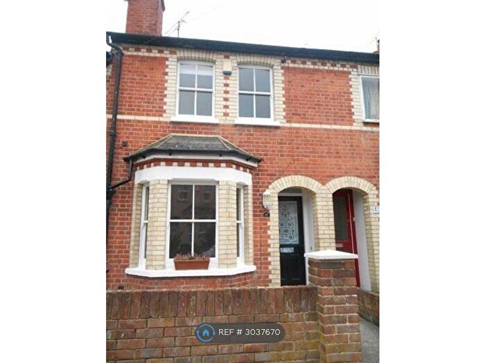 3 Bedroom Terraced House To Rent In Beecham Road, Reading, RG30