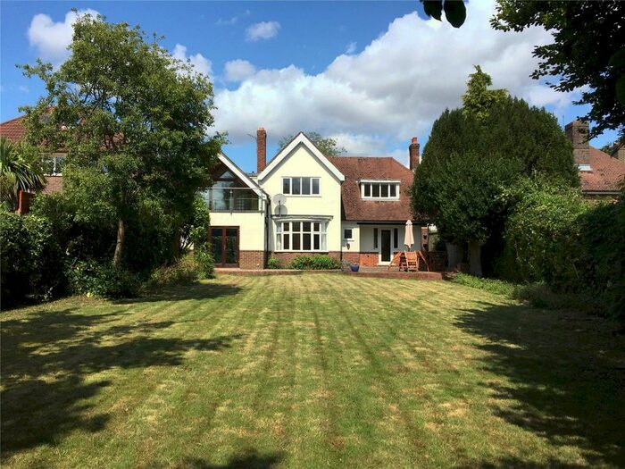 4 Bedroom Detached House To Rent In Quarry Road, Winchester, Hampshire, SO23