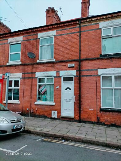 4 Bedroom Terraced House To Rent In Herschell Street, Leicester, LE2