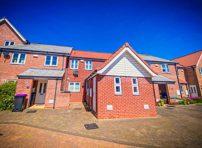 2 Bedroom Town House To Rent In Ellisons Quay, Burton Waters, Lincoln, LN1