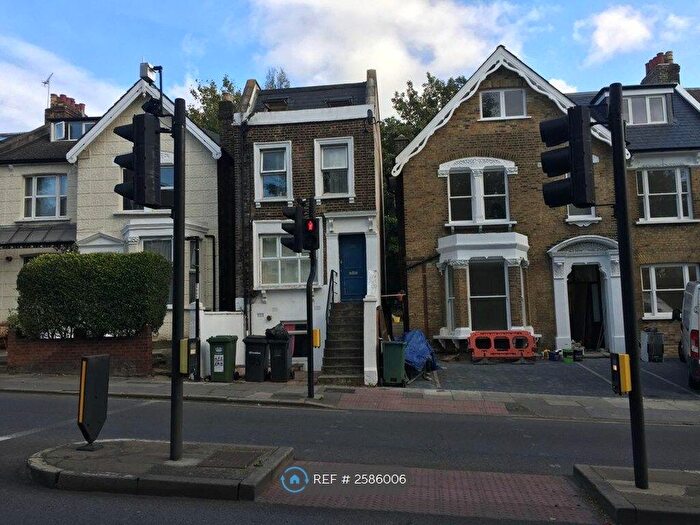 2 Bedroom Flat To Rent In Lewisham Road, London, SE13