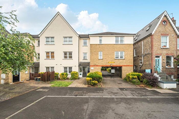 2 Bedroom Apartment For Sale In Foxberry Road, SE4
